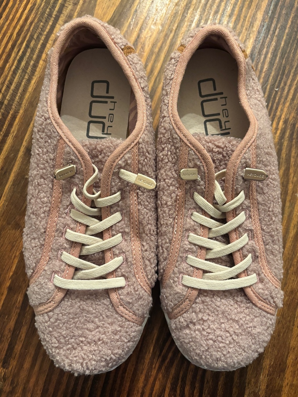 Hey Dude Karina Sherpa Tuscany Pink Sneakers Women’s Size 8 - New Without Tags